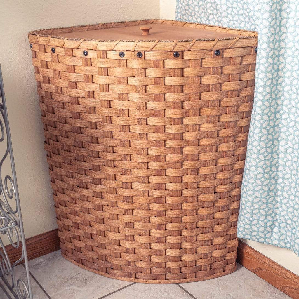 Corner Hamper  Large Amish Wicker Laundry Basket w/Lid – Amish Baskets